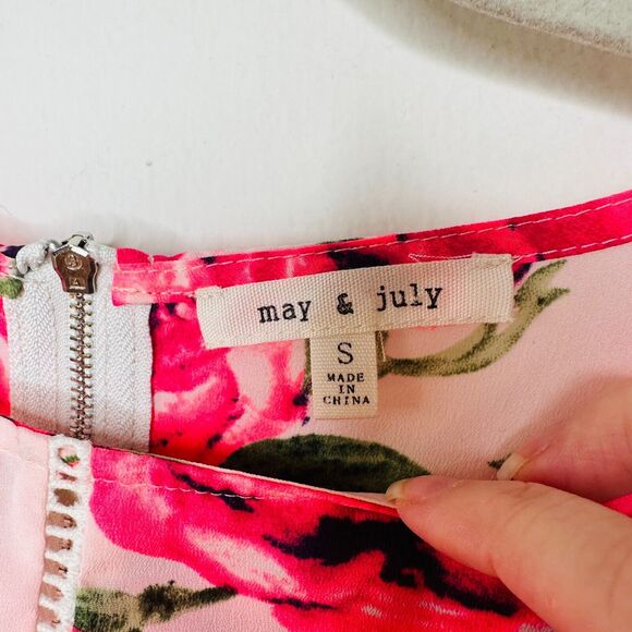 May & July Hot Pink and Green Floral Rose Short Sleeve Peplum Crop Blouse S - Picture 3 of 11